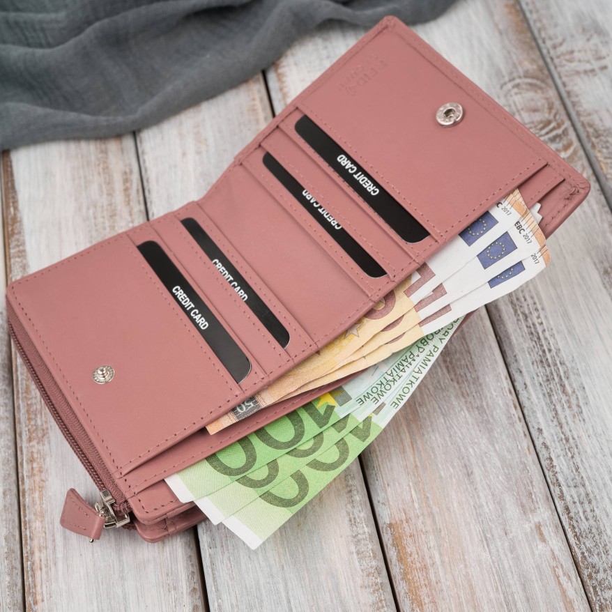 Portfel damski skórzany mały różowy pastelowy w orientacji poziomej z RFID Paolo Peruzzi SL-06-PI