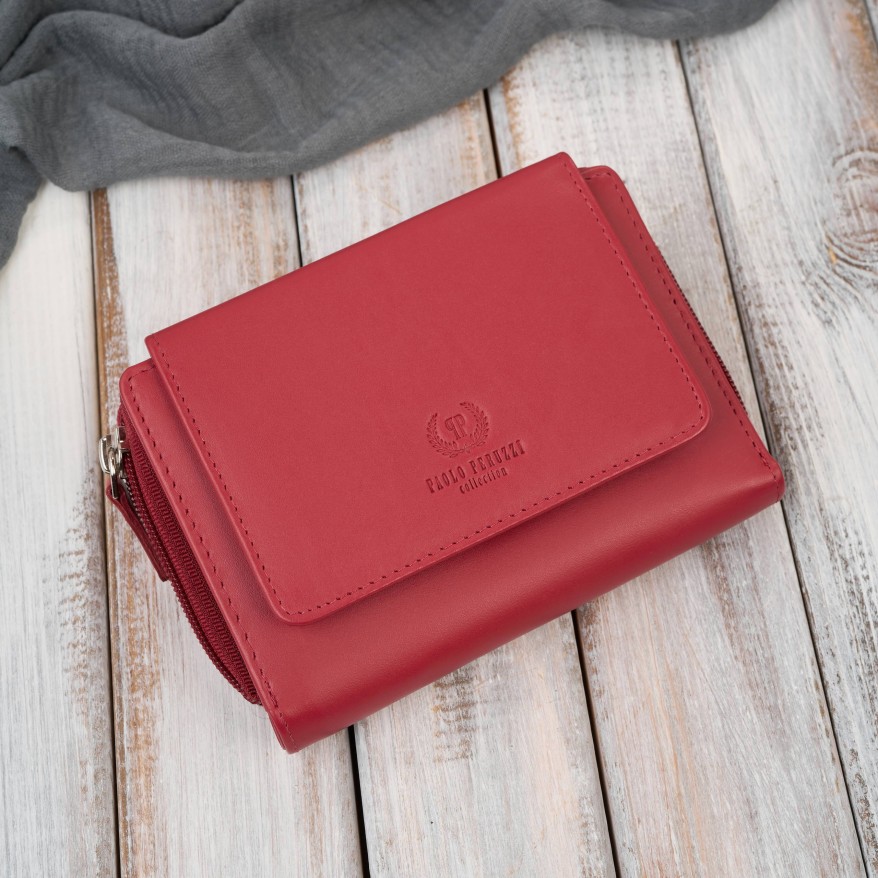 Portfel damski skórzany czerwony duży w orientacji poziomej z RFID Paolo Peruzzi SL-07-RD