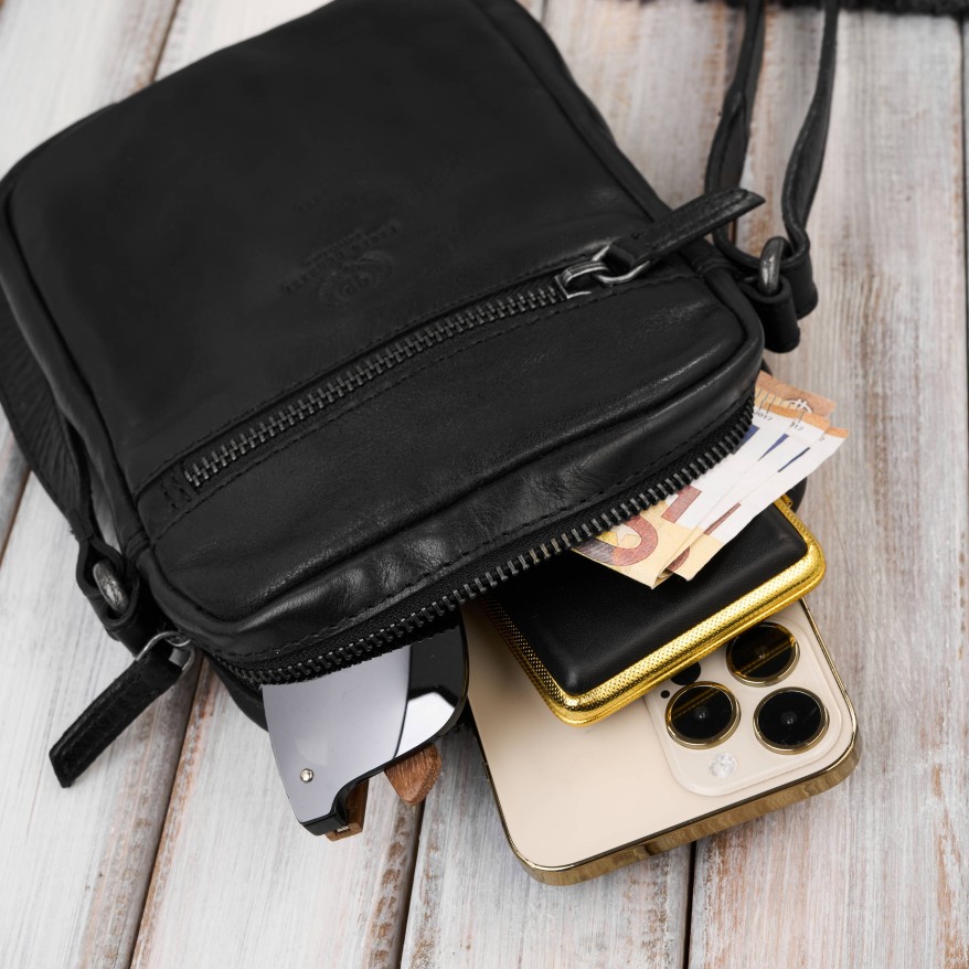 Saszetka męska skórzana na ramię klasyczna czarna mała funkcjonalna Paolo Peruzzi SL-03-BL