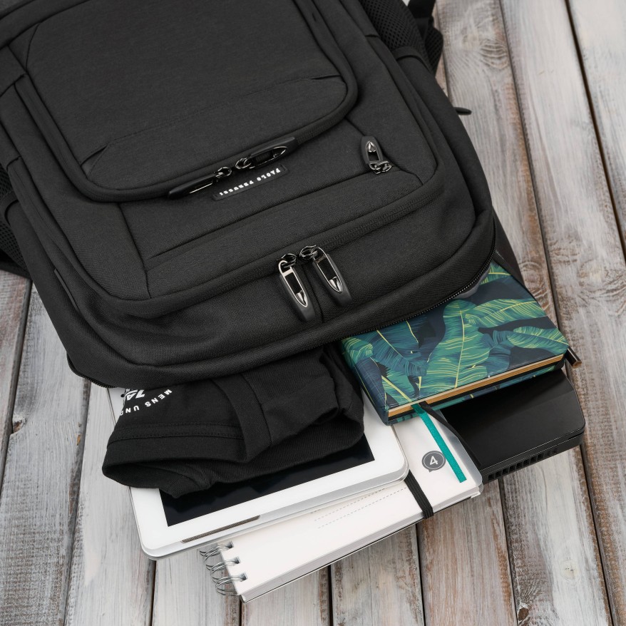 Plecak na laptopa męski wodoodporny usztywniany czarny AS-03-BL Paolo Peruzzi