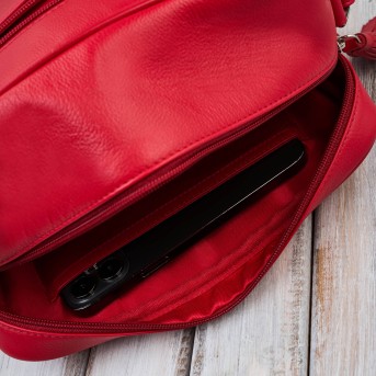 Torebka damska skórzana listonoszka na ramię czerwona Paolo Peruzzi AY-20-RD