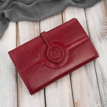 Czerwony duży portfel damski skórzany z RFID T-134-RD Paolo Peruzzi– idealny do codziennego stylu