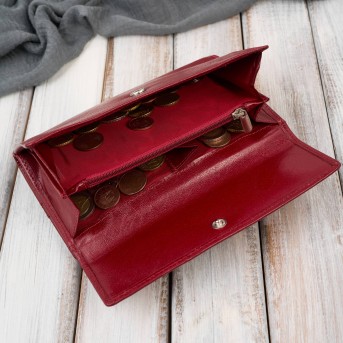 Czerwony duży portfel damski skórzany z RFID T-134-RD Paolo Peruzzi– idealny do codziennego stylu