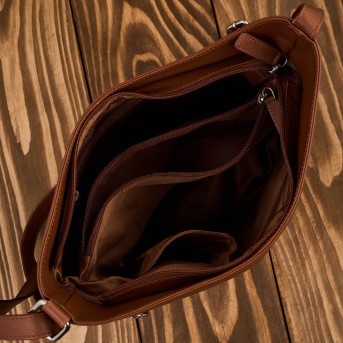 Torebka skórzana damska na ramię koniakowa listonoszka Paolo Peruzzi AY-23-CG