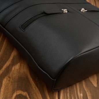 Torebka skórzana damska na ramię czarna listonoszka Paolo Peruzzi AY-23-BL