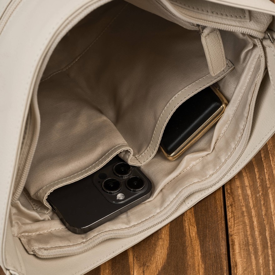 Torebka skórzana damska na ramię beżowa listonoszka Paolo Peruzzi AY-23-BG