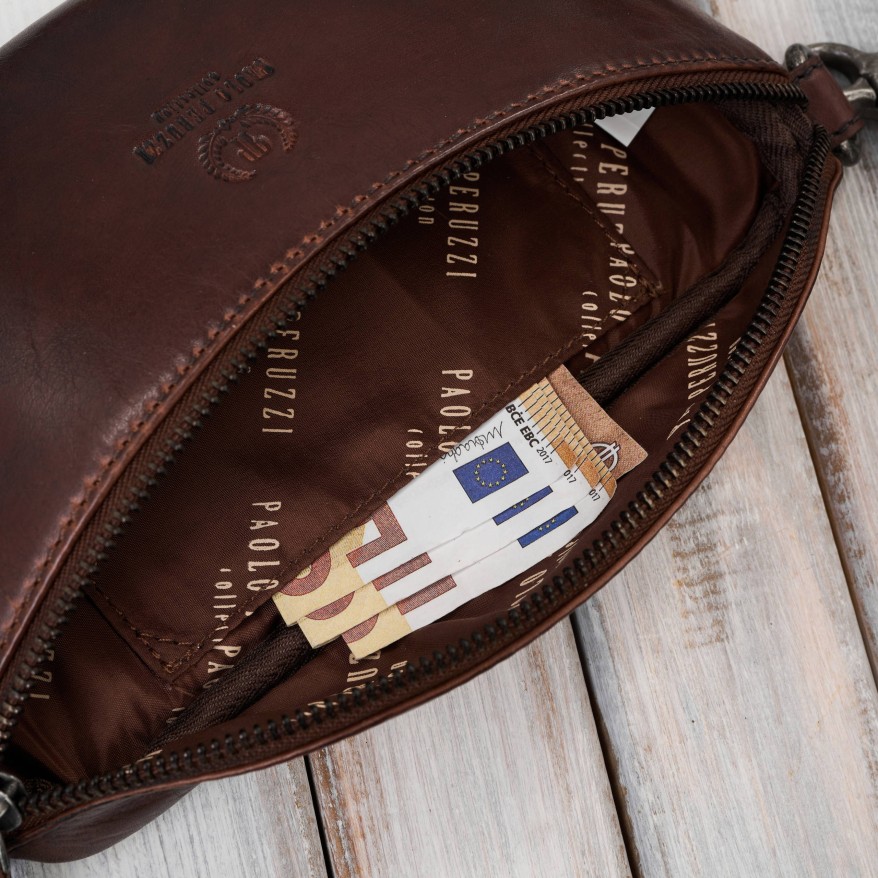 Saszetka damska skórzana nerka crossbody do ręki brązowa Paolo Peruzzi SL-05-BR