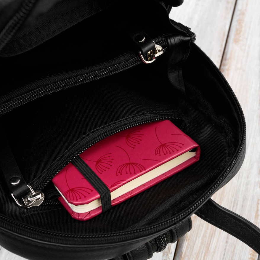 Plecak damski skórzany miejski mały czarny elegancki