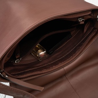 Listonoszka damska ze skóry naturalnej brązowa klasyczna na co dzień AY-19-BR Paolo Peruzzi