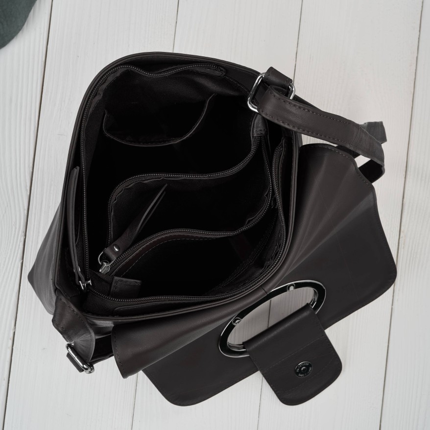 Listonoszka damska ze skóry naturalnej ciemnobrązowa klasyczna na co dzień AY-19-DBR Paolo Peruzzi