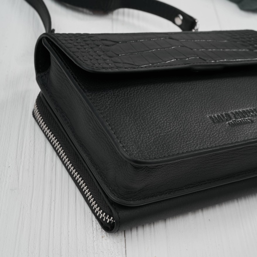 Mała skórzana torebka damska 2w1 czarna croco| Elegancka kopertówka i torebka na ramię – AY-21-CRBL