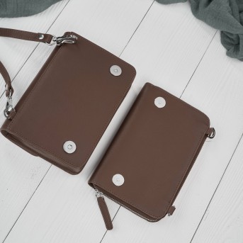 Mała skórzana torebka damska 2w1 brązowa| Elegancka kopertówka i torebka na ramię – AY-21-BR