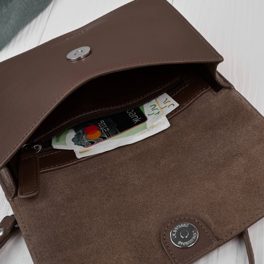 Mała skórzana torebka damska 2w1 brązowa| Elegancka kopertówka i torebka na ramię – AY-21-BR