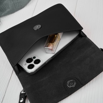 Mała skórzana torebka damska 2w1 czarna | Elegancka kopertówka i torebka na ramię – AY-21-BL