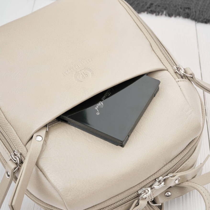 Plecak damski skórzany miejski mały czarny elegancki