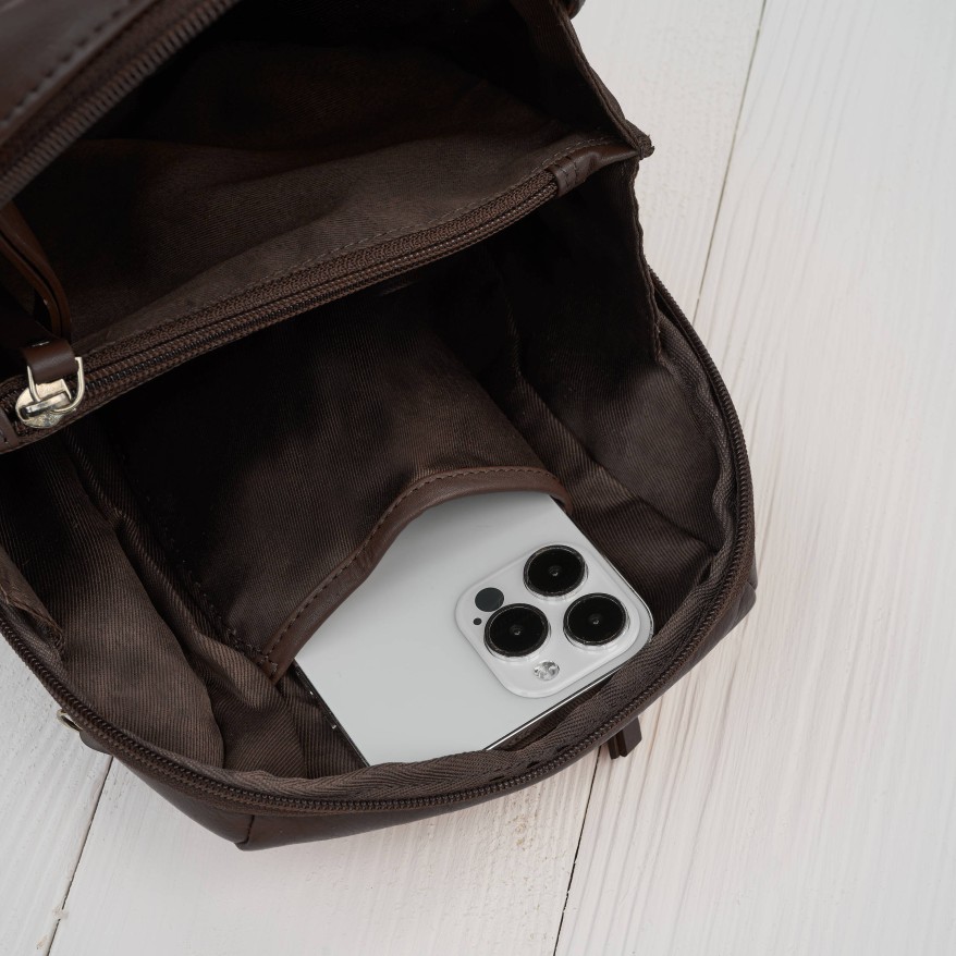 Plecak damski skórzany miejski mały czarny elegancki