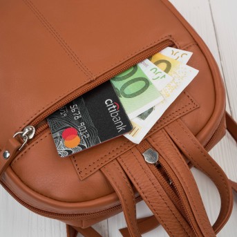 Plecak damski skórzany miejski mały czarny elegancki