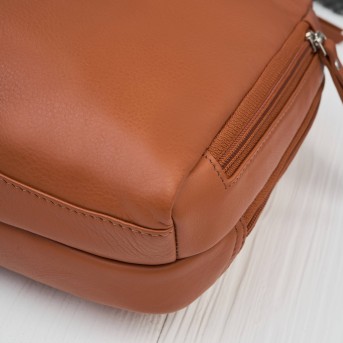 Plecak damski skórzany miejski mały czarny elegancki