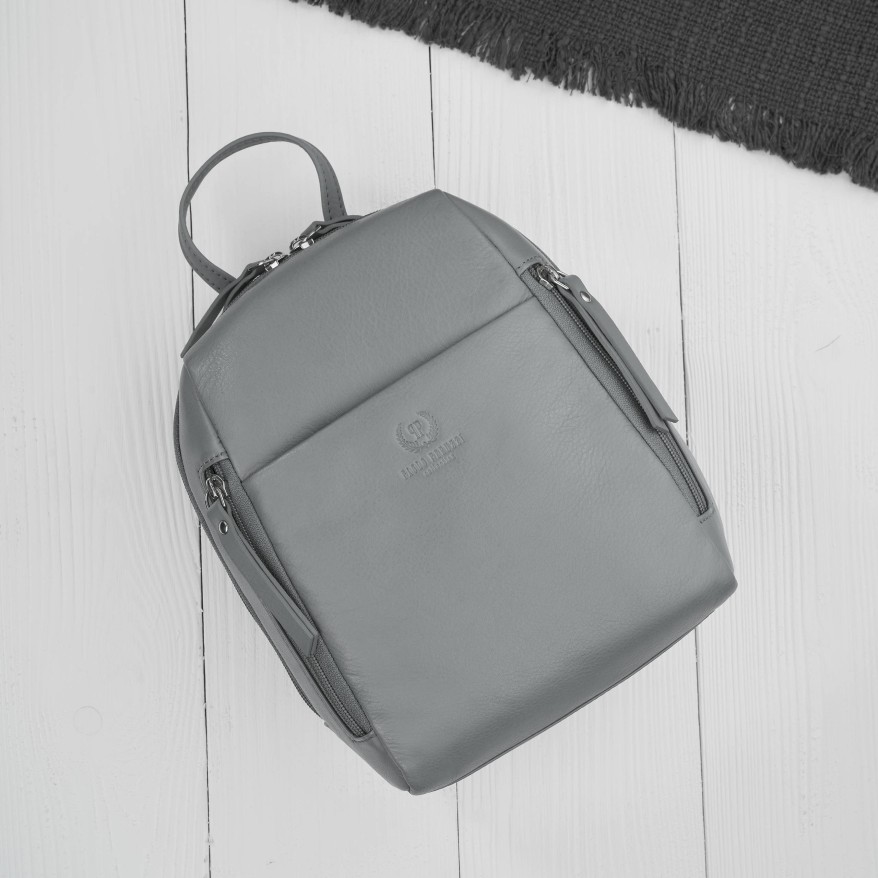 Plecak damski skórzany miejski mały czarny elegancki