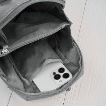 Plecak damski skórzany miejski mały czarny elegancki