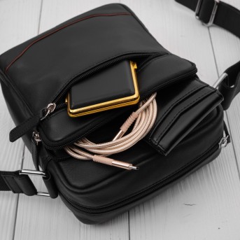 Saszetka męska skórzana na ramię listonoszka czarna Paolo Peruzzi AY-30-BLCG miejska