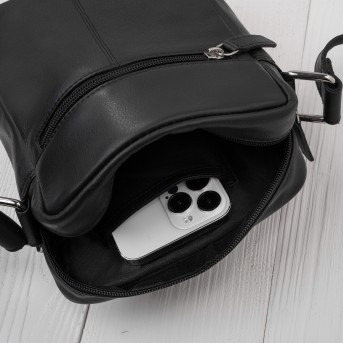 Saszetka męska skórzana na ramię listonoszka czarna Paolo Peruzzi AY-30-BLCG miejska