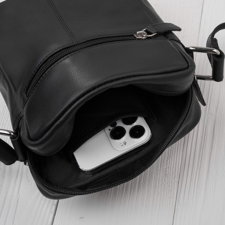 Saszetka męska skórzana na ramię listonoszka czarna Paolo Peruzzi AY-30-BLCG miejska