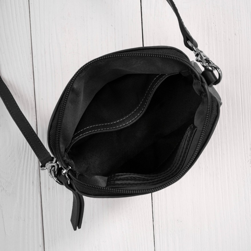 Mała torebka damska skórzana kopertówka na ramię czarna Paolo Peruzzi