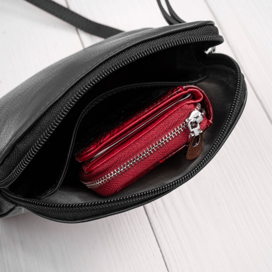 Torebka damska mała skórzana kopertówka na ramię czarna Paolo Peruzzi