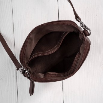 Mała torebka damska skórzana kopertówka na ramię brązowa Paolo Peruzzi