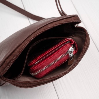 Mała torebka damska skórzana kopertówka na ramię brązowa Paolo Peruzzi