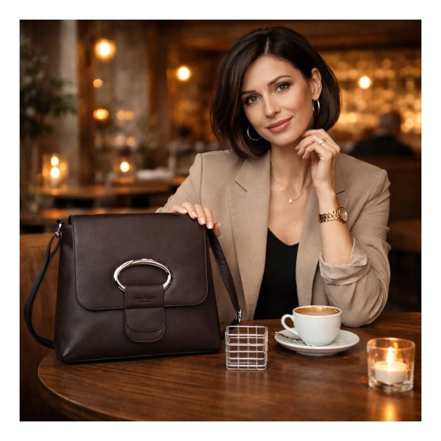 Listonoszka damska ze skóry naturalnej ciemnobrązowa klasyczna na co dzień AY-19-DBR Paolo Peruzzi