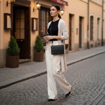 Mała skórzana torebka damska 2w1 czarna | Elegancka kopertówka i torebka na ramię – AY-21-BL