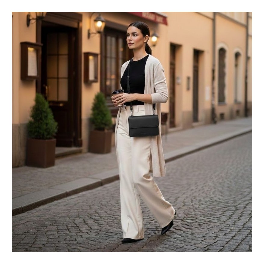 Mała skórzana torebka damska 2w1 czarna | Elegancka kopertówka i torebka na ramię – AY-21-BL