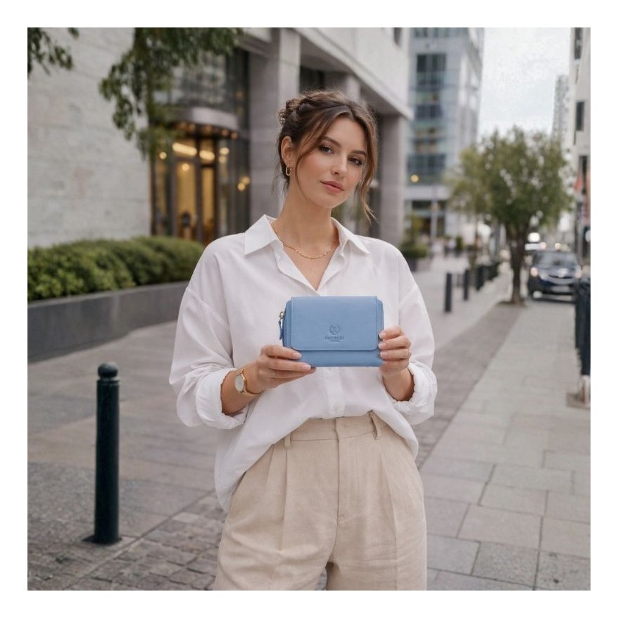 Portfel damski skórzany błękitny duży w orientacji poziomej z RFID Paolo Peruzzi SL-07-CB