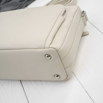 Klasyczna torebka damska na ramię skórzana beżowa Paolo Peruzzi AY-22-BG