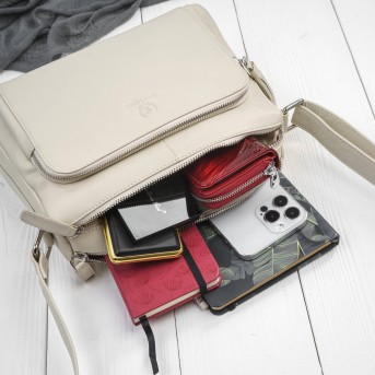 Klasyczna torebka damska na ramię skórzana beżowa Paolo Peruzzi AY-22-BG