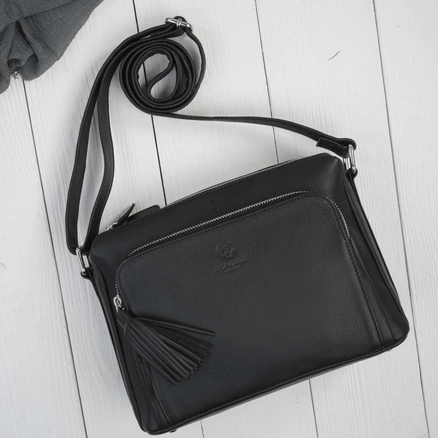 Klasyczna torebka damska na ramię skórzana czarna Paolo Peruzzi AY-22-BLS