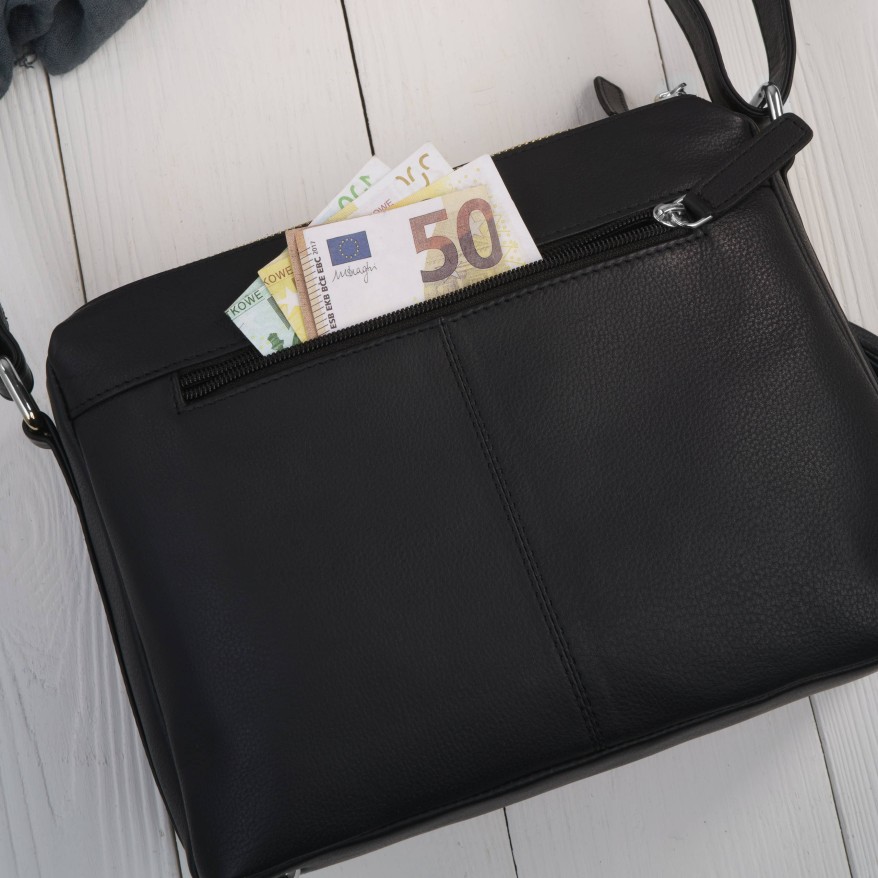 Klasyczna torebka damska na ramię skórzana czarna Paolo Peruzzi AY-22-BLS