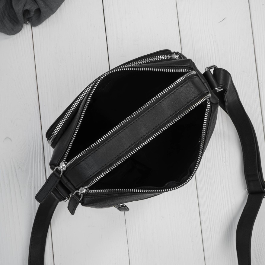 Klasyczna torebka damska na ramię skórzana czarna Paolo Peruzzi AY-22-BLS