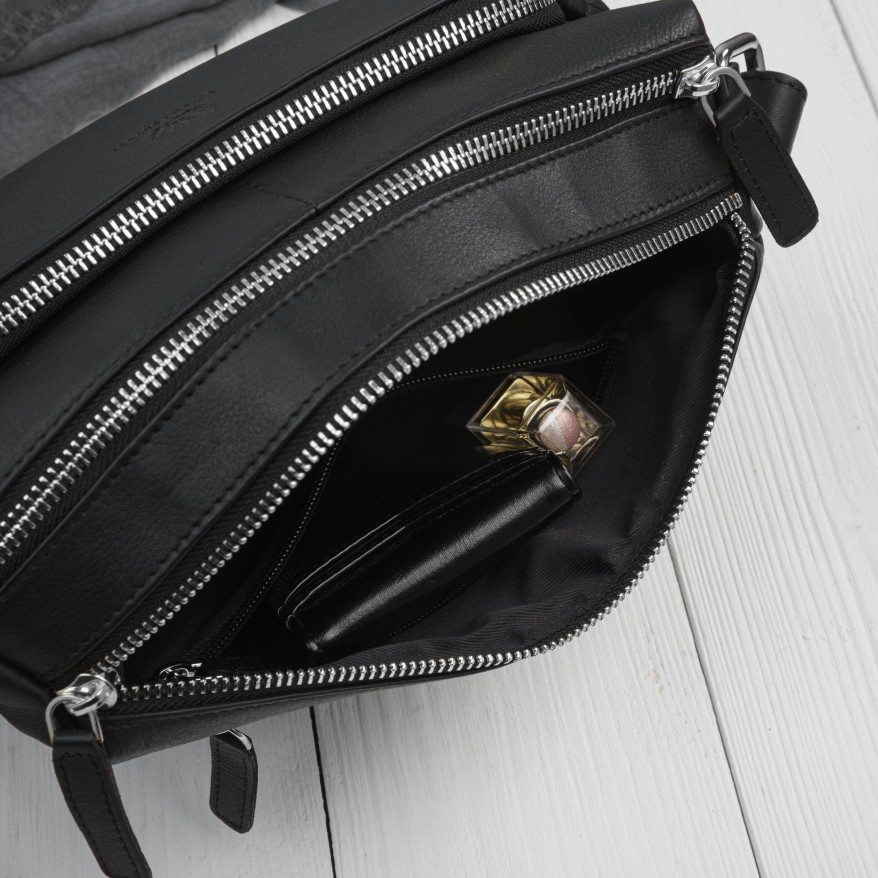 Klasyczna torebka damska na ramię skórzana czarna Paolo Peruzzi AY-22-BLS