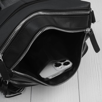 Klasyczna torebka damska na ramię skórzana czarna Paolo Peruzzi AY-22-BLS