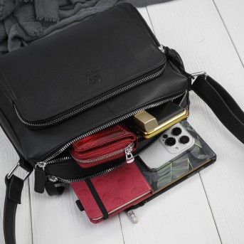 Klasyczna torebka damska na ramię skórzana czarna Paolo Peruzzi AY-22-BLS