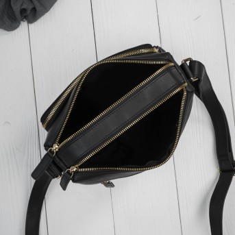 Klasyczna torebka damska na ramię skórzana czarna Paolo Peruzzi AY-22-BLZ