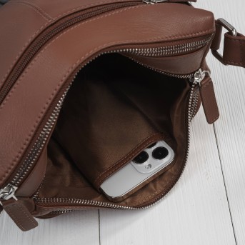 Klasyczna torebka damska na ramię skórzana koniakowa Paolo Peruzzi AY-22-CGS