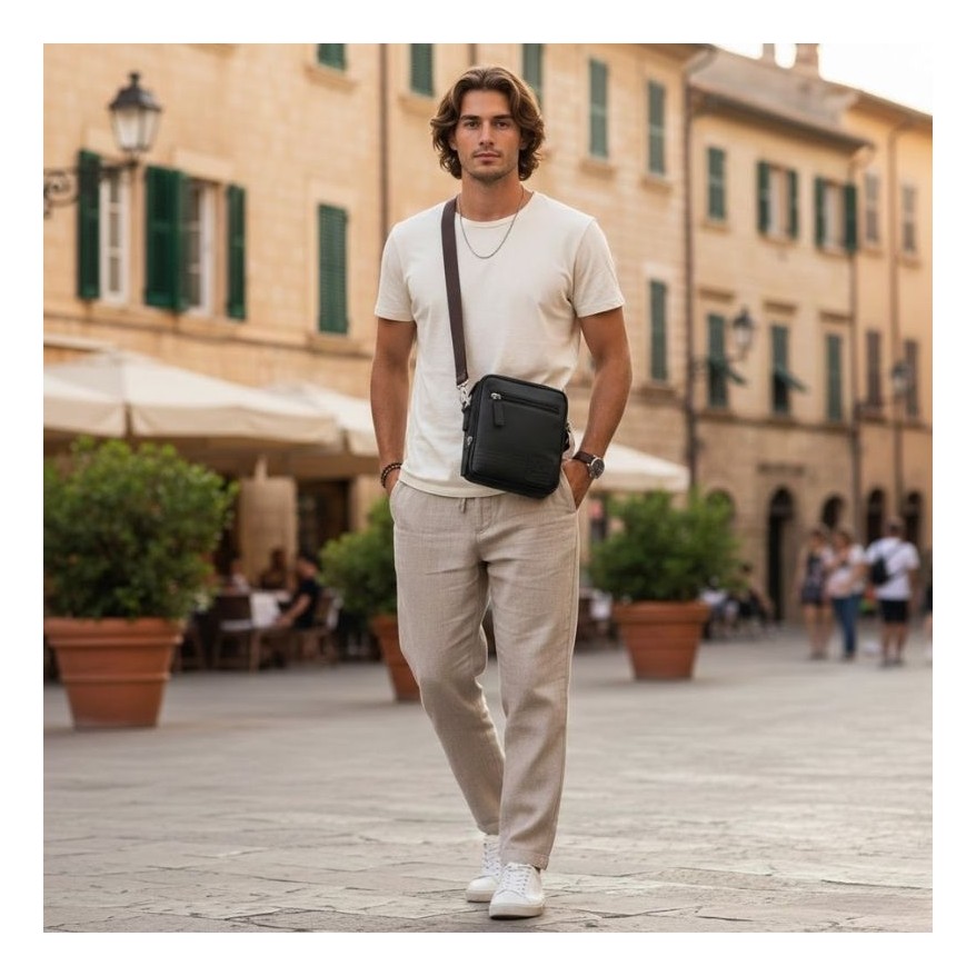 Saszetka męska skórzana czarna na ramię – miejska, klasyczna i pojemna AY-27-BL