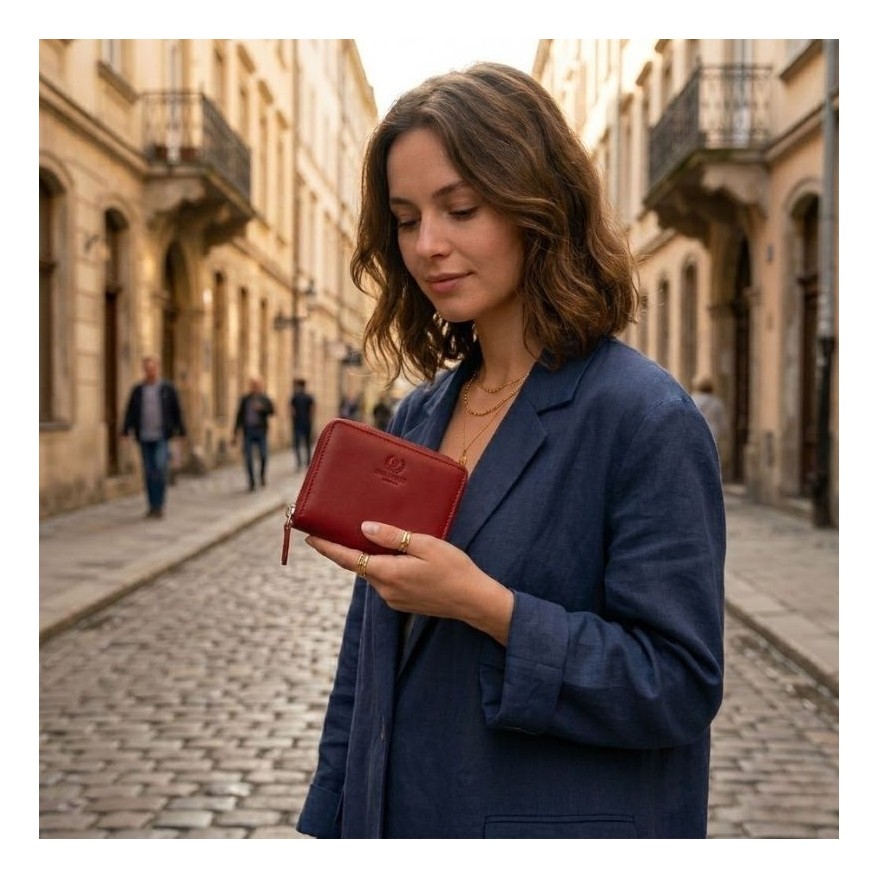Portfel damski skórzany mały czerwony w orientacji poziomej z RFID Paolo Peruzzi SL-06-RD