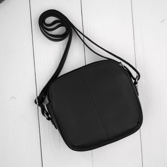 Mała torebka damska skórzana na ramię crossbody modna letnia Paolo Peruzzi AY-25-BL