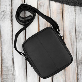 Stylowy zestaw męski Paolo Peruzzi – skórzana saszetka na ramię oraz eleganckie etui na karty.