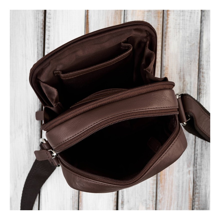 Stylowy zestaw męski Paolo Peruzzi – skórzana saszetka na ramię oraz eleganckie etui na karty.